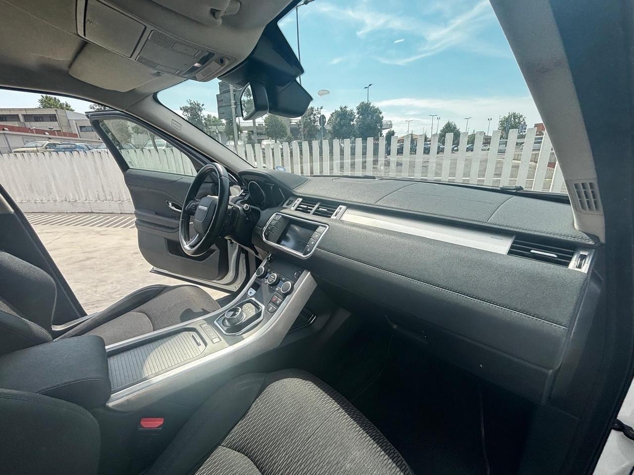 Land Rover Range Evoque 2.0 TD4 150 CV 5p. Pure