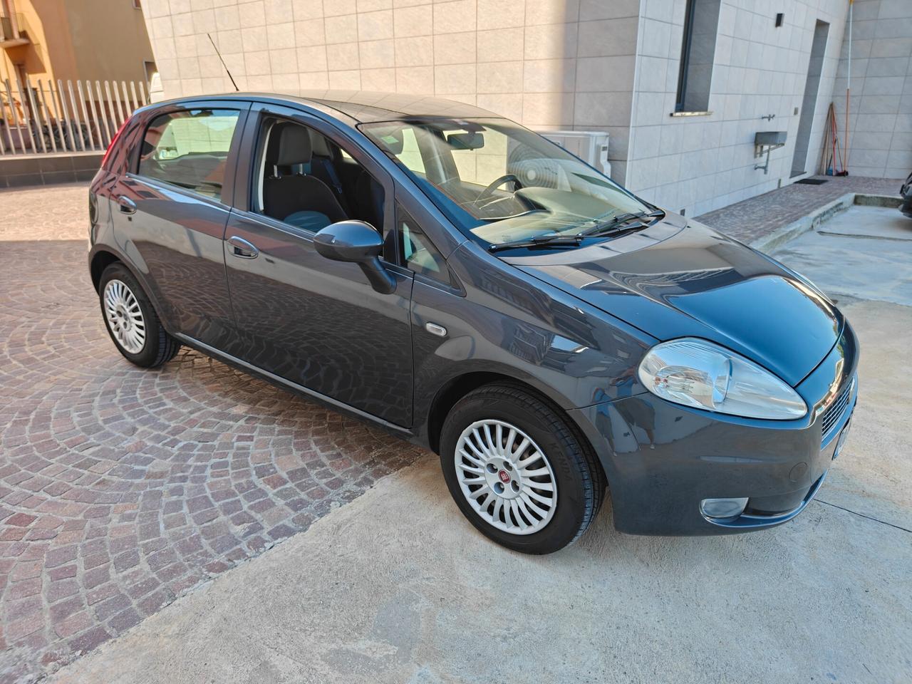 Fiat Grande Punto 1.2 5 porte 83.000km