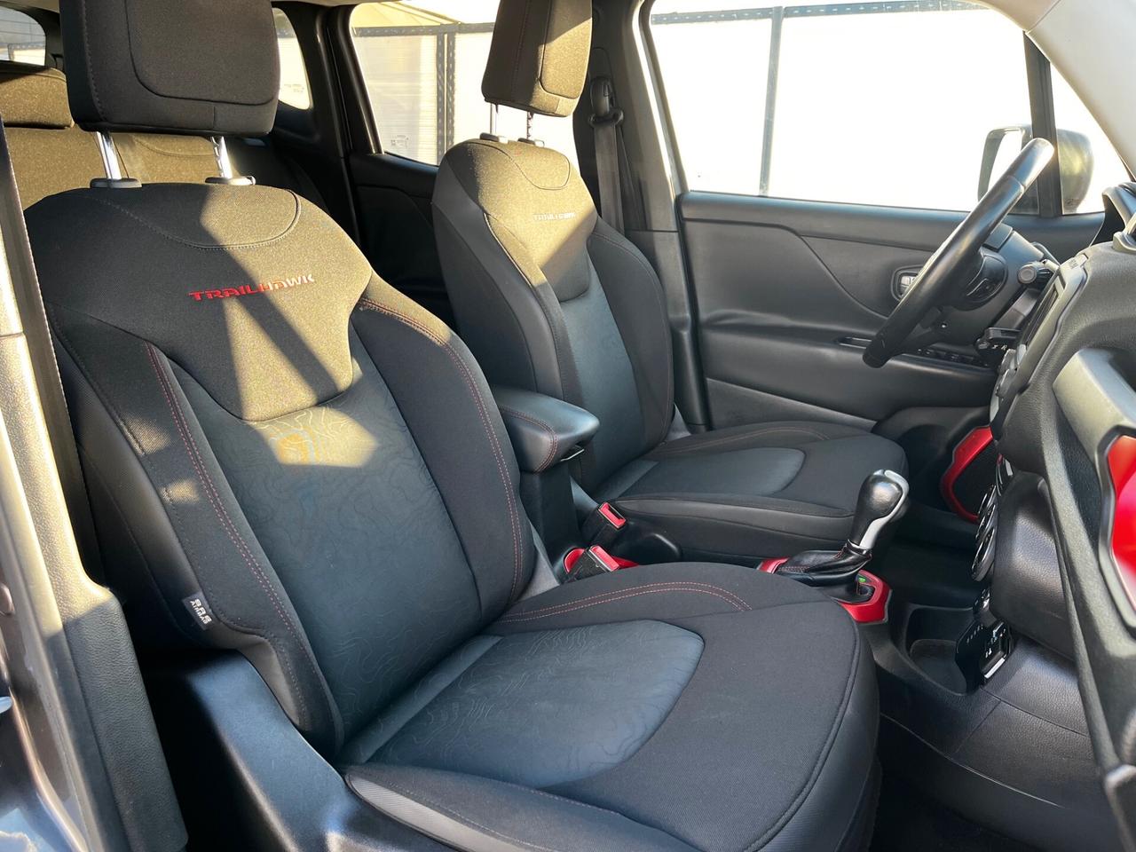 Jeep Renegade 2.0 Mjt 170CV 4WD Active Drive Low Trailhawk