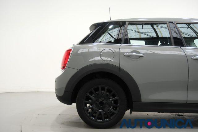 MINI Cooper 1.5 HYPE 5 PORTE AUTOMATICA UNION JACK FULL LED
