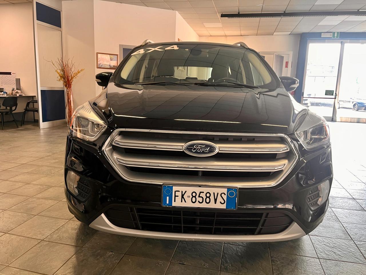 Ford Kuga 2.0 TDCI 150 CV S&S 4WD Titanium