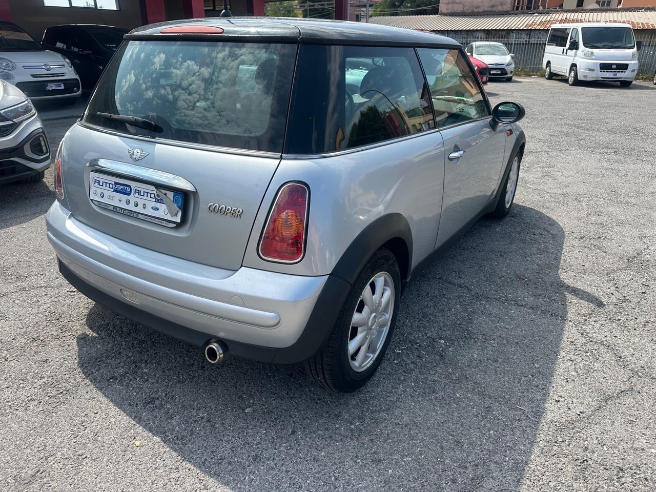 Mini 1.6 16V Cooper