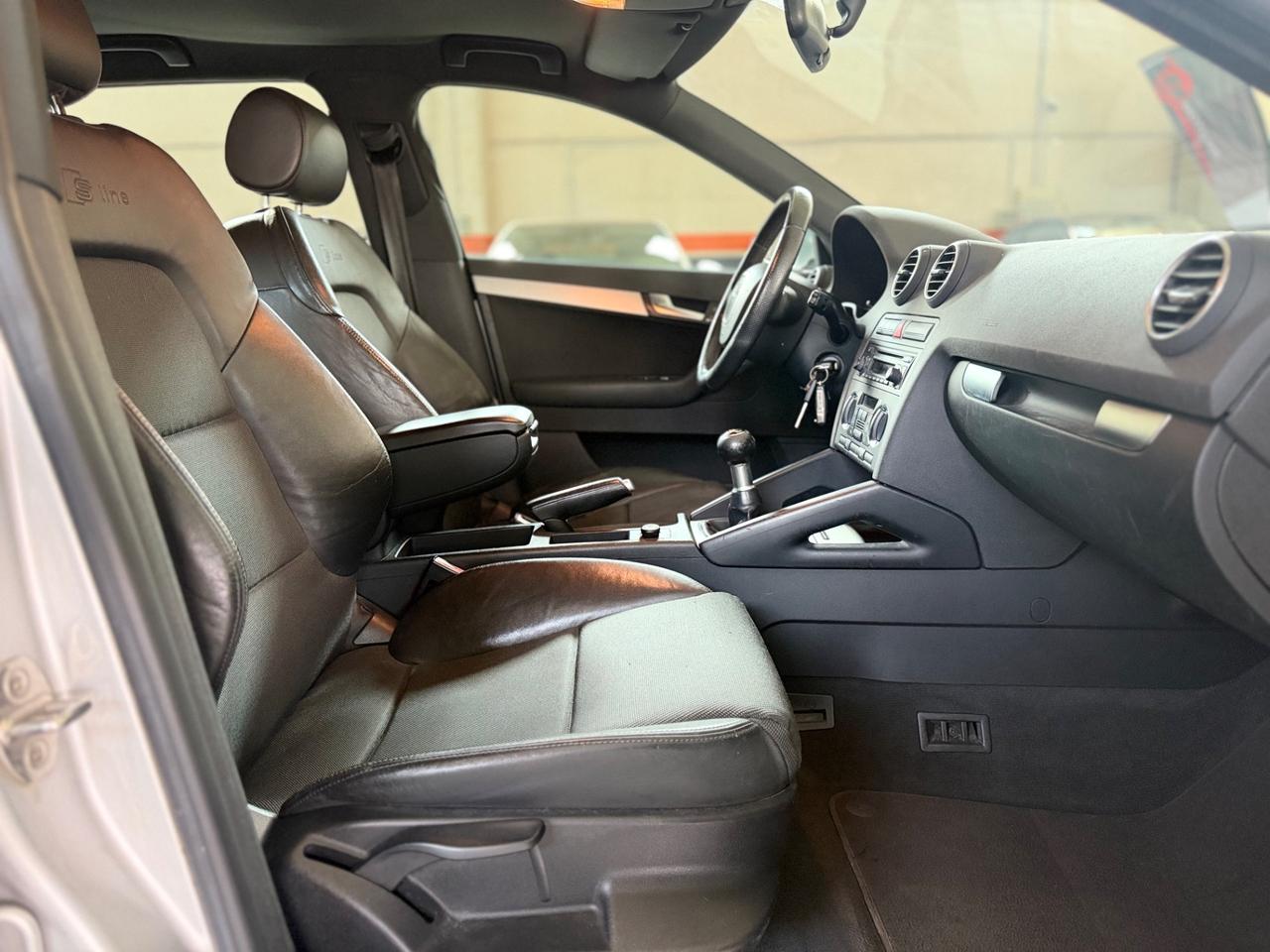 Audi A3 SPB 2.0 16V TDI S-LINE