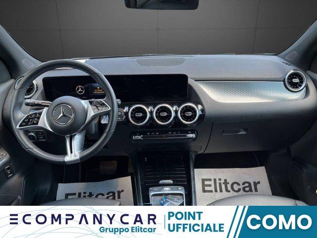 MERCEDES-BENZ GLA 180 Automatic Progressive Advanced