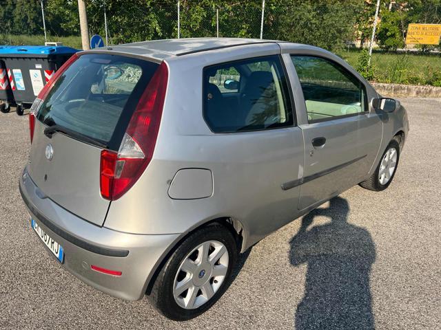 FIAT Punto 182,132km Bellissima 1.2 16V 3 porte Dynamic