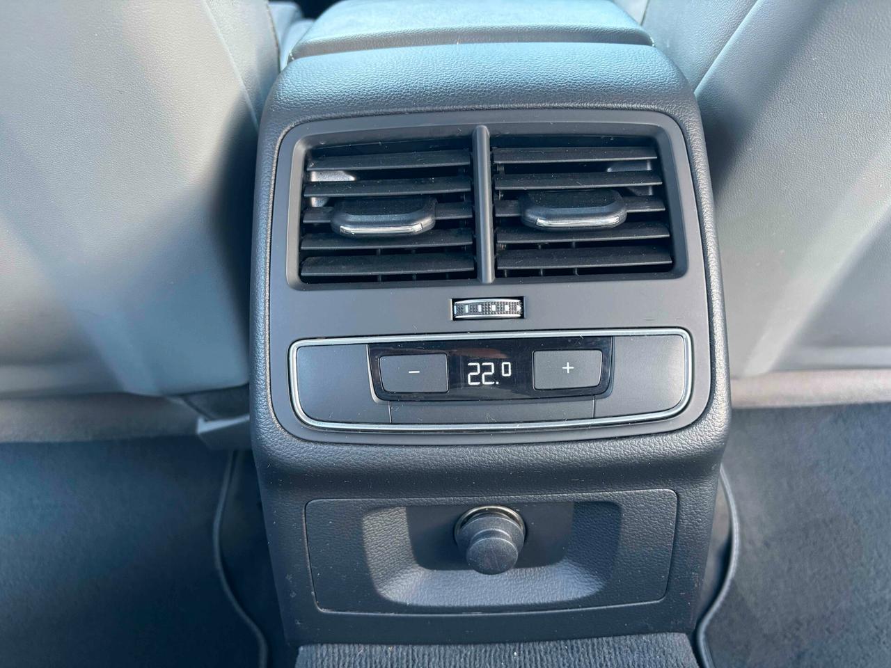 Audi A4 Avant 3.0 TDI quattro S tronic Business Sport