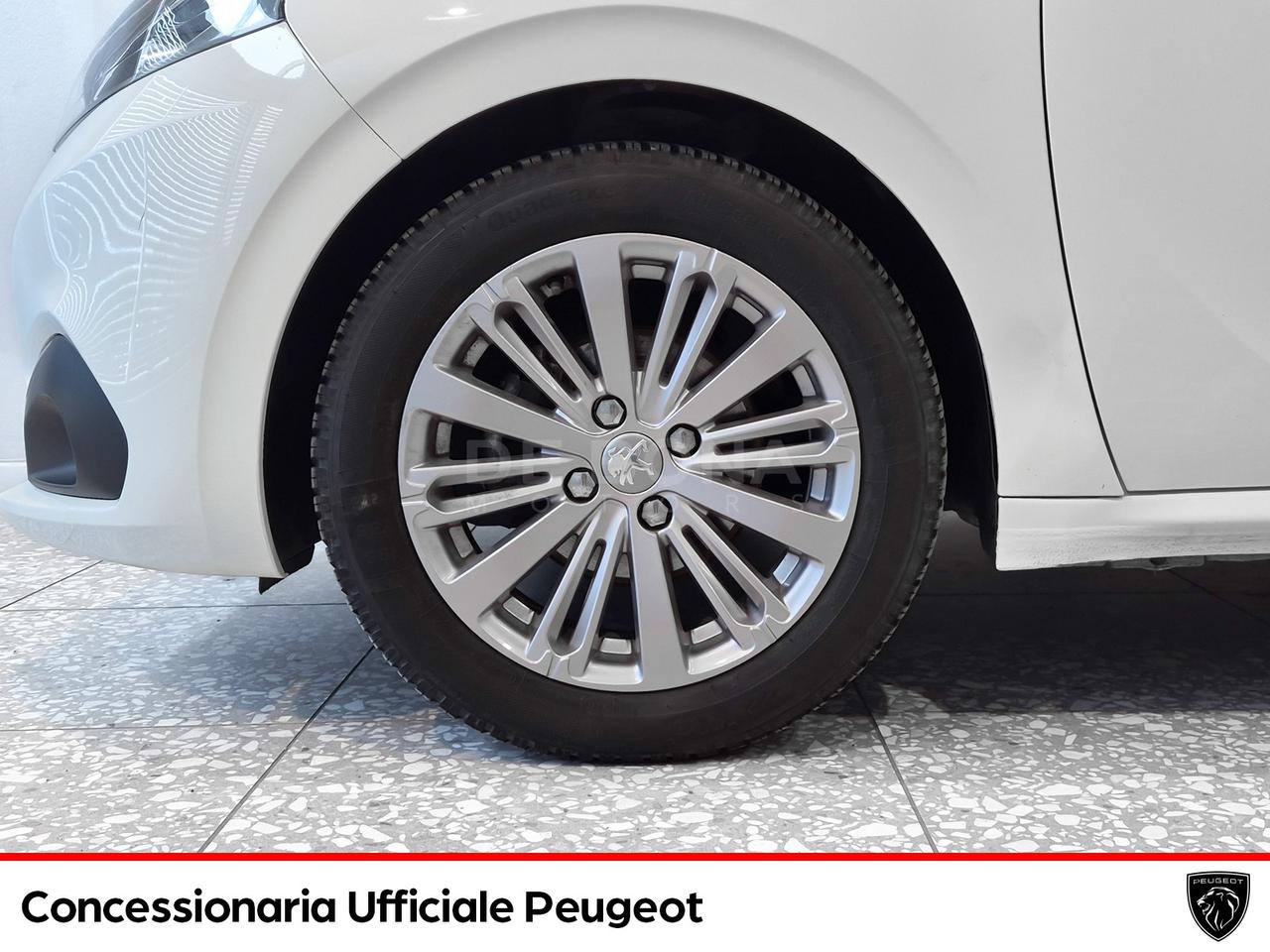 Peugeot 208 5p 1.2 puretech active s&s 82cv neopatentati