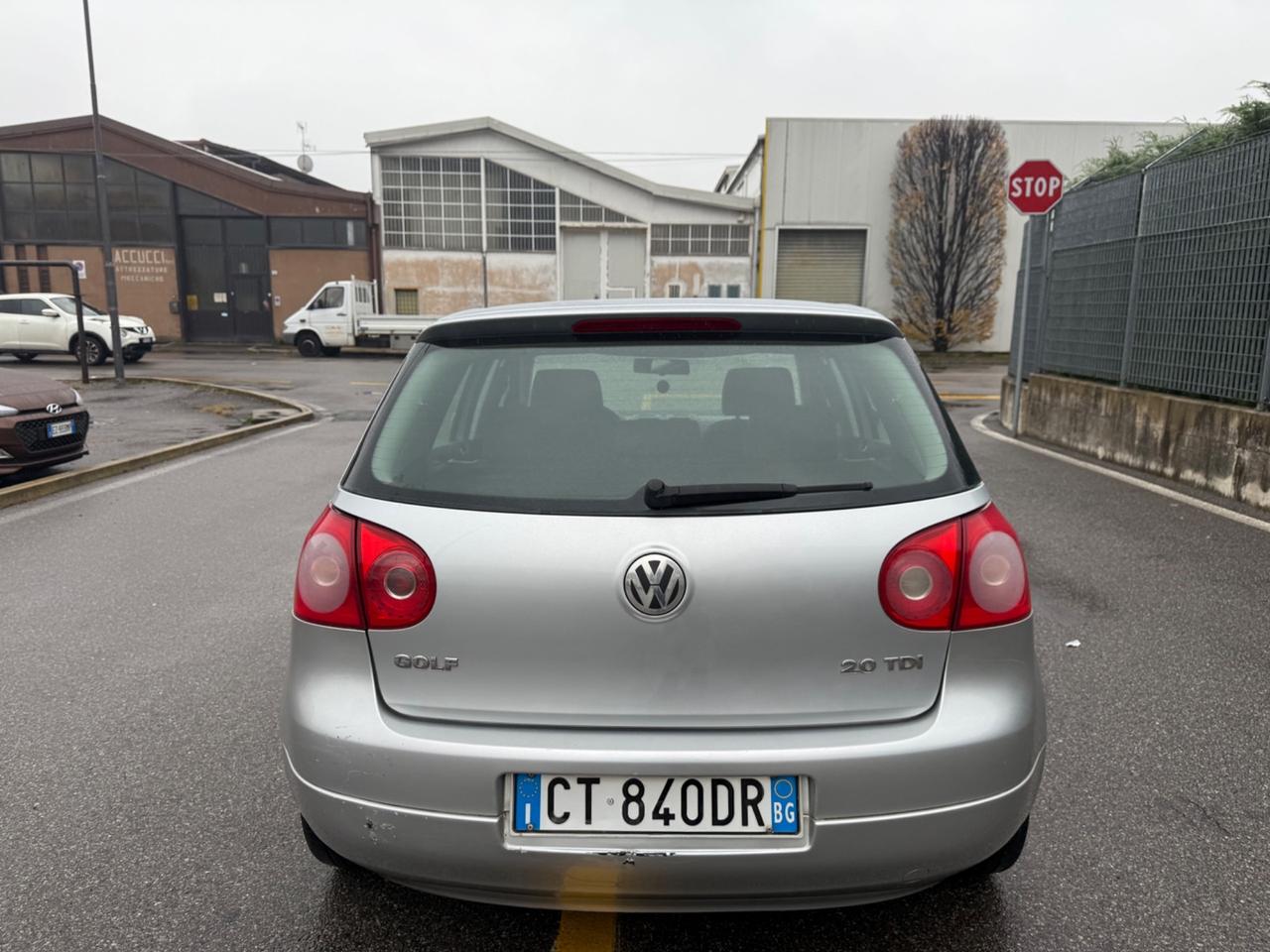 Volkswagen Golf 2.0 16V TDI 5p. Comfortline