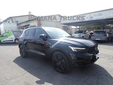 VOLVO XC40 B3 automatico Ultra Black Edition -PRONTA CONSEGNA