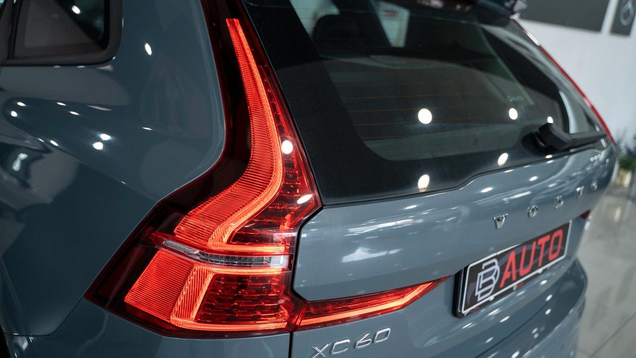 Volvo XC 60 XC60 B4D 2.0 GEARTRONIC AWD MOMENTUM SPORT LED NAVI FULL OPTIONAL