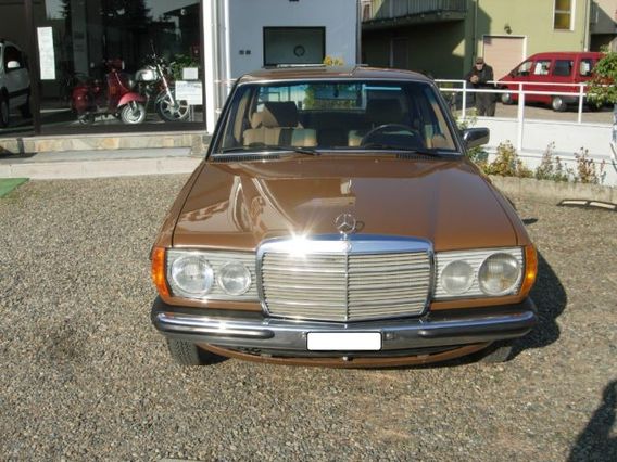MERCEDES-BENZ 200 200 UNIPRO!!!!!