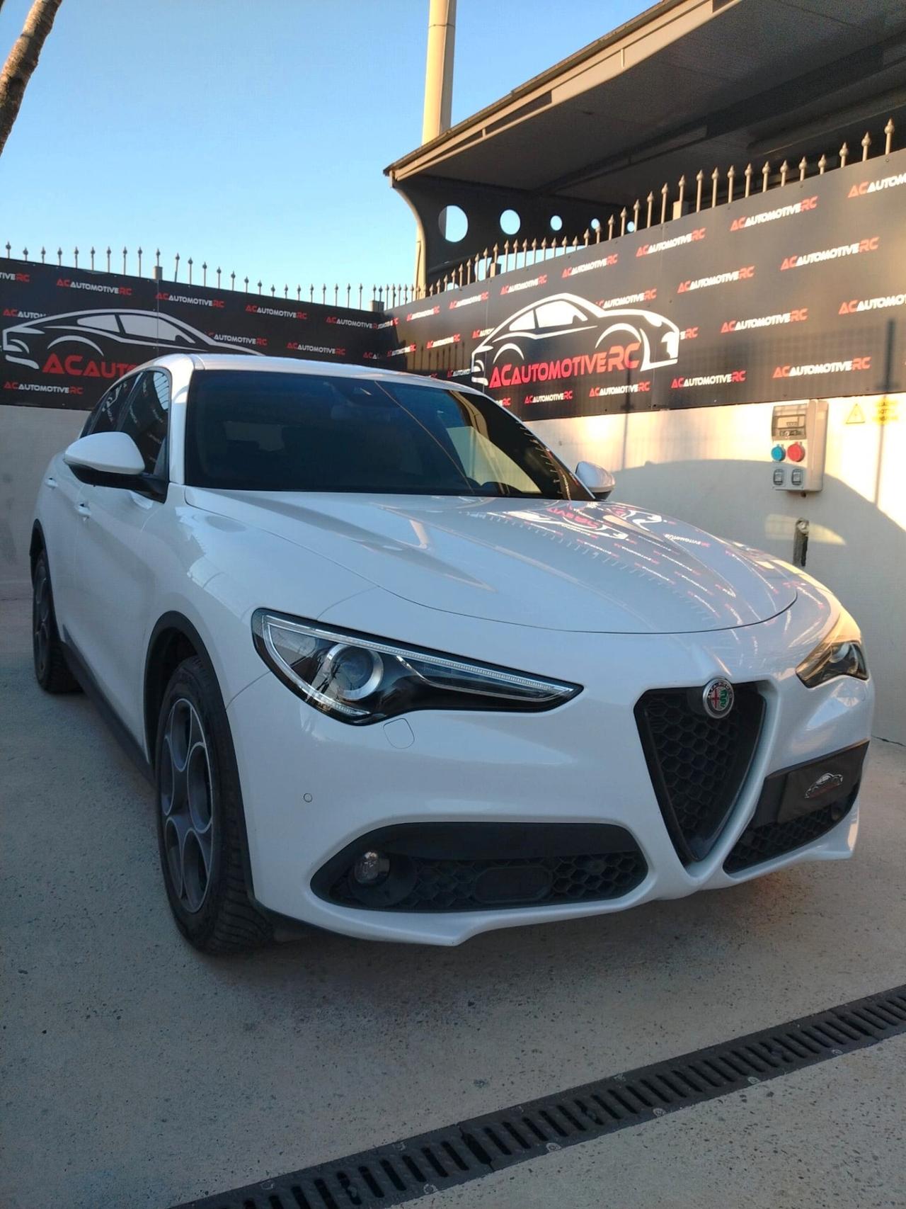 Alfa Romeo Stelvio 2.2 Turbodiesel 190 CV AT8 Q4