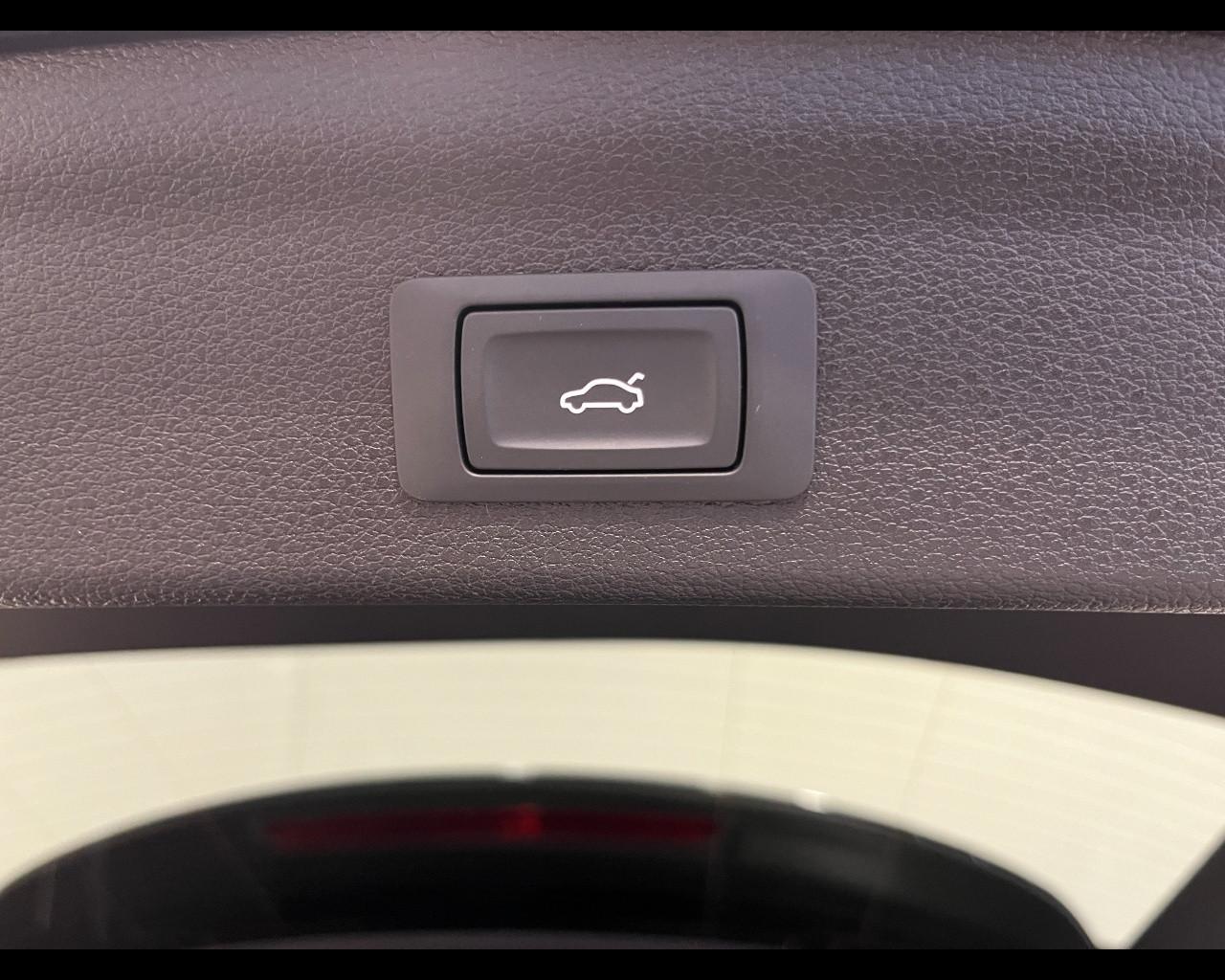 AUDI Q3 35 TFSI S TRONIC S LINE
