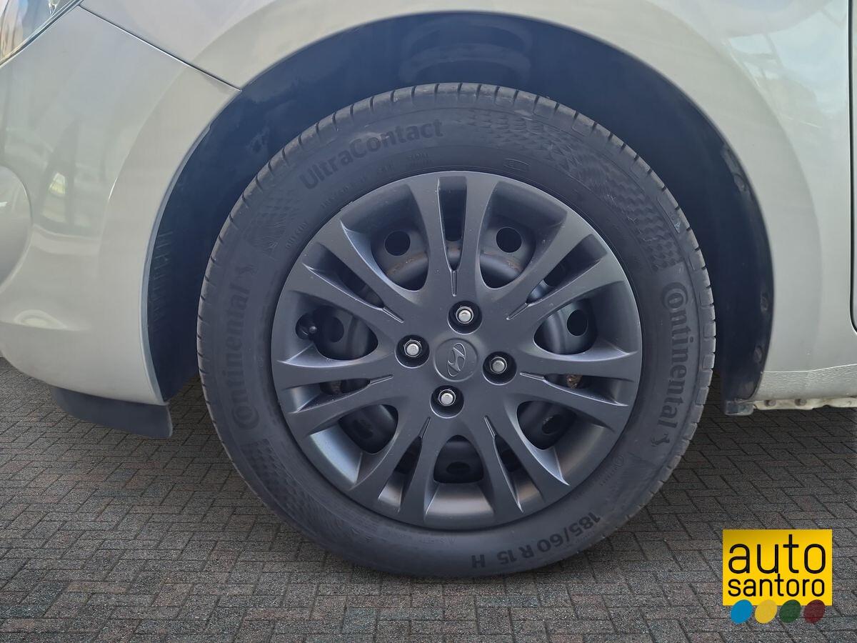 HYUNDAI I20 1.2 COMFORT