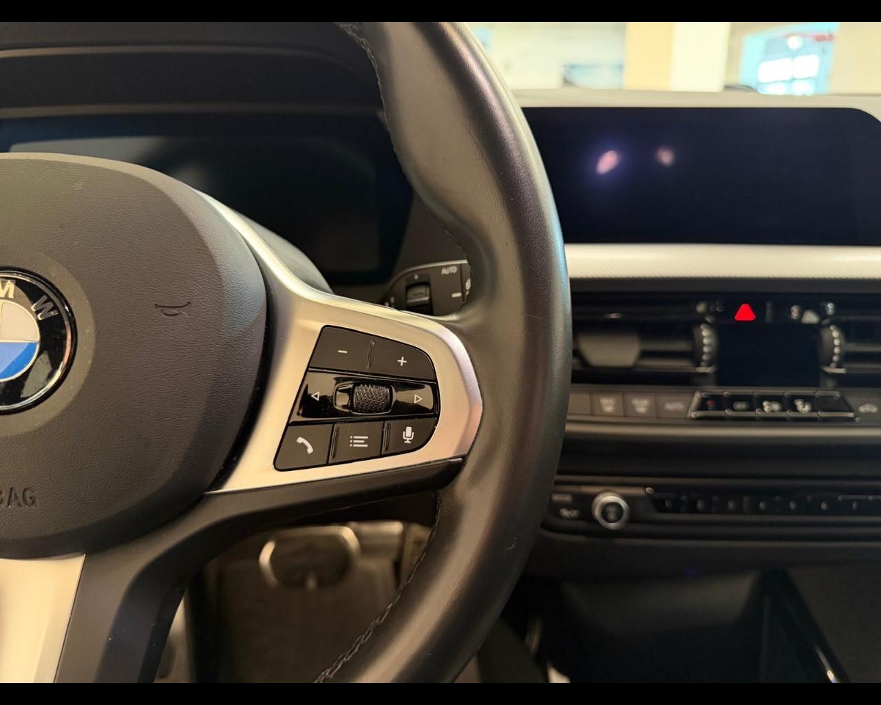 BMW Serie 1 (F40) - 116d 5p. Msport