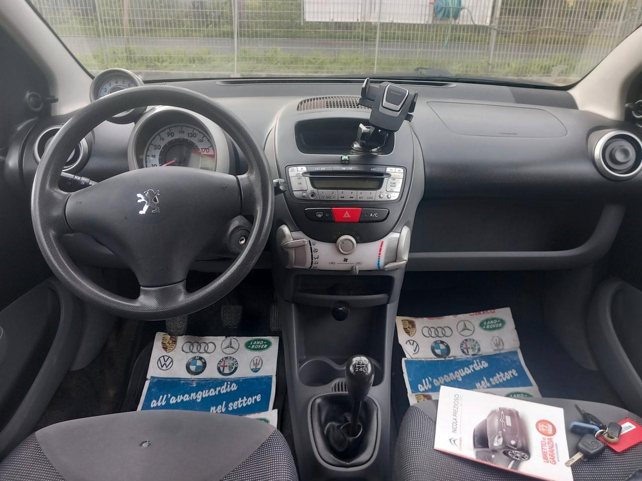 Peugeot 107 1.0 68CV 5p. Desir km 152000