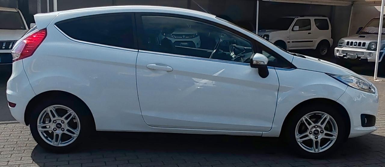 Ford Fiesta 1.6 TDCi 95CV 3 porte Individual