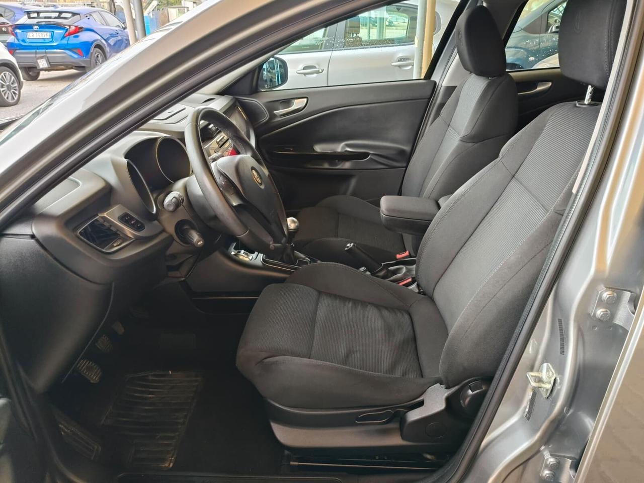 Alfa Romeo Giulietta 1.6 JTDm-2 105 CV Exclusive