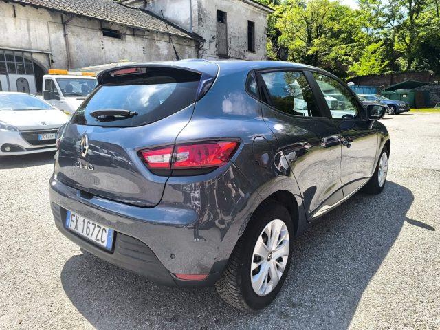 RENAULT Clio TCe 12V 75 CV 5 porte Business NEO PATENTATO