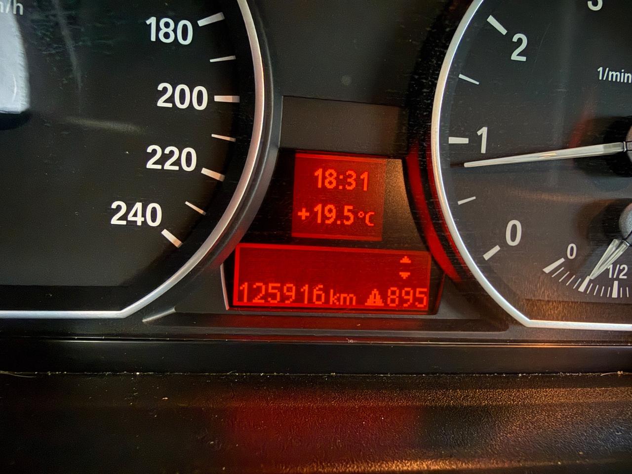 Bmw 116 116i 5p. Futura