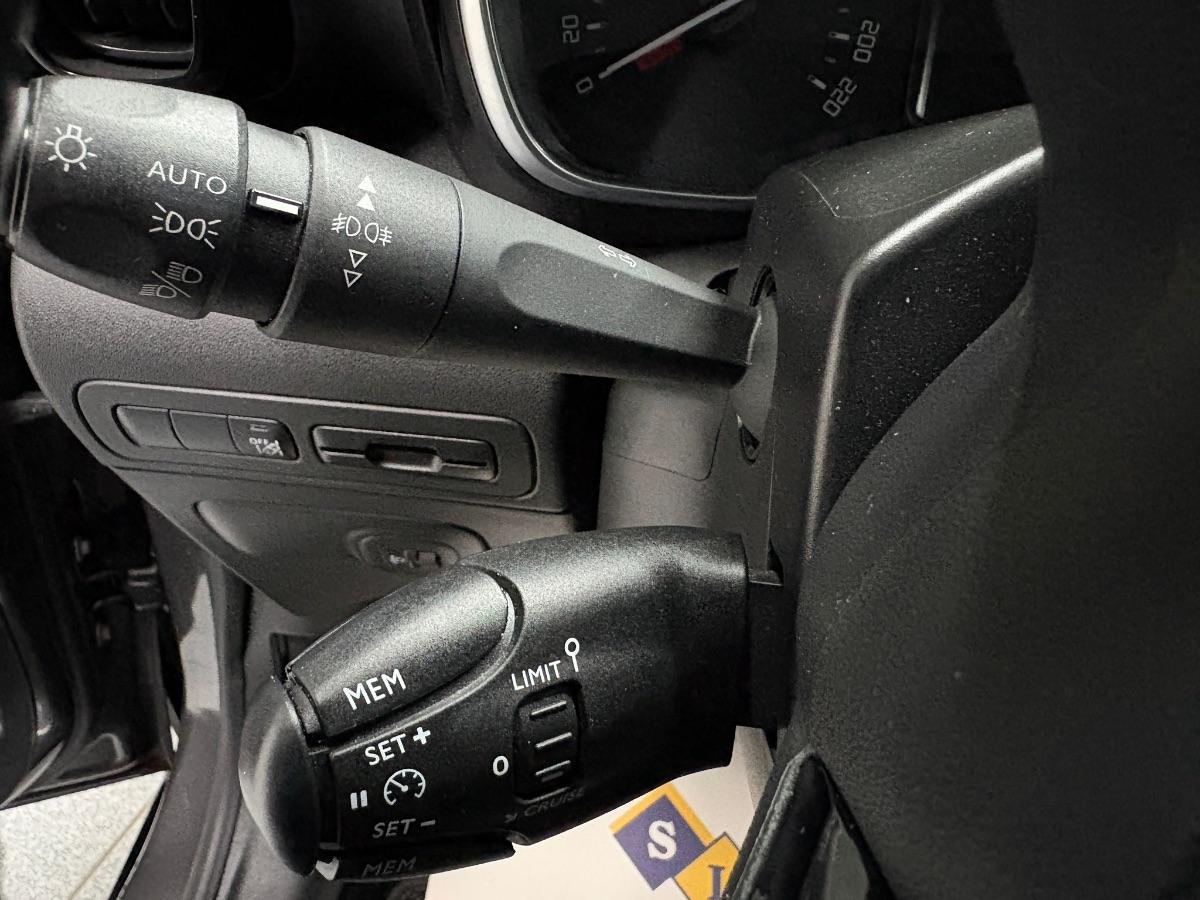 CITROEN C3 Aircross BlueHDi 120 S&S EAT6 SHINE AUTOMATICA UNICO PROP/ NAVIGATORE