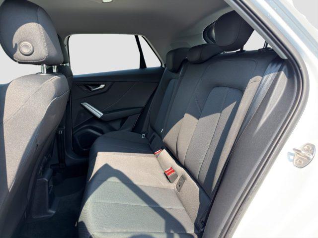AUDI Q2 Q2 35 TFSI S tronic Business