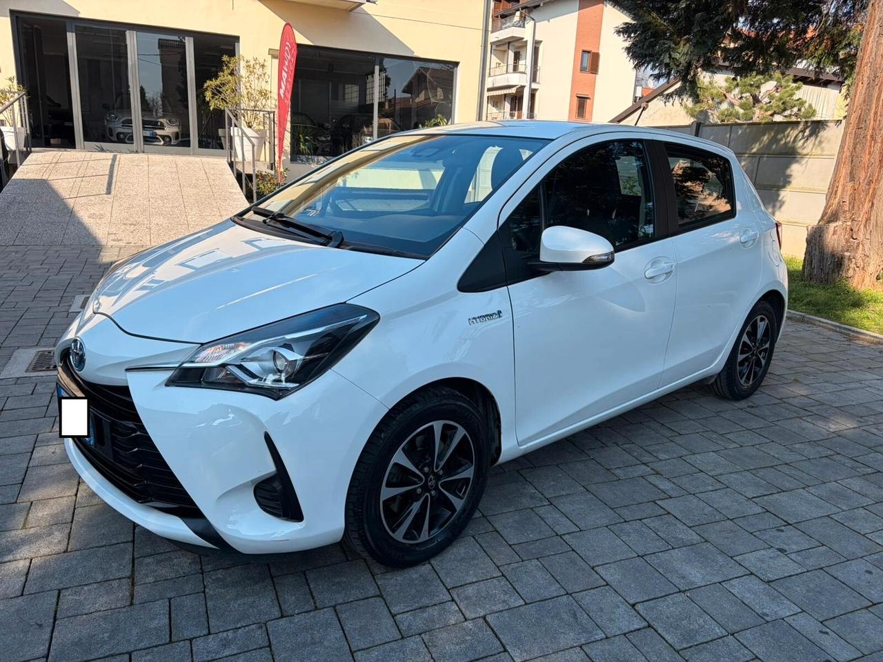 Toyota Yaris 1.5 Hybrid 5 porte Style OK NEOPATENTATI