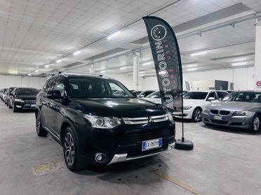 Mitsubishi Outlander 2.2 DI-D 4WD Intense