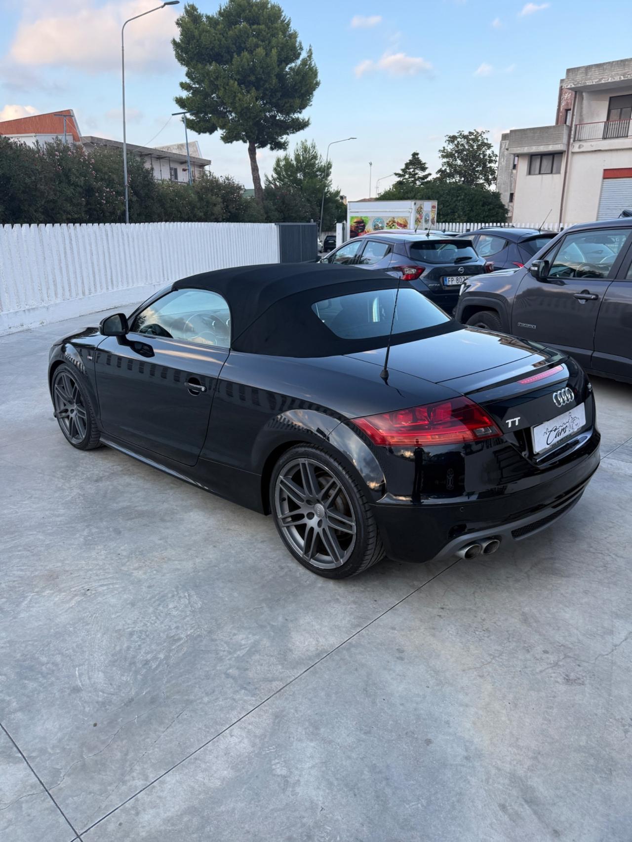 Audi TT Roadster 2.0 TDI quattro Advanced plus