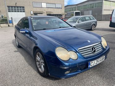 Mercedes-benz 200 Kompressor 2.0 benzina targa ro