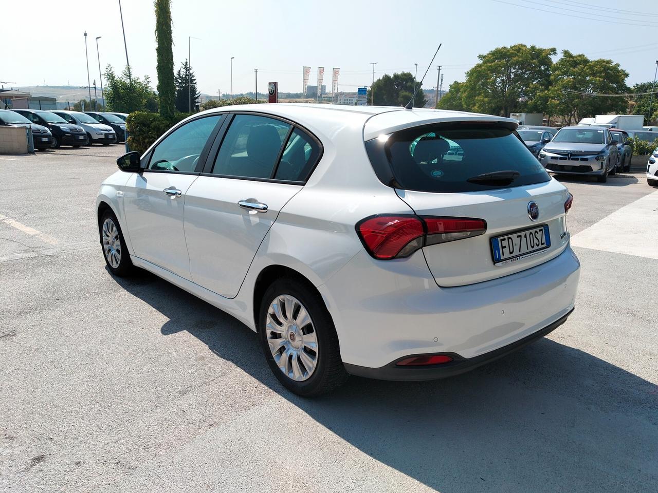 Fiat Tipo 1.6 Mjt S&S 5 porte Easy
