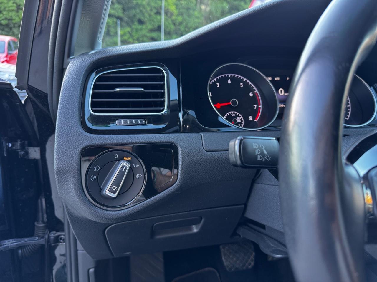 Volkswagen Golf 1.5 TGI DSG 5p. HIGHLINE BlueMotion Technology