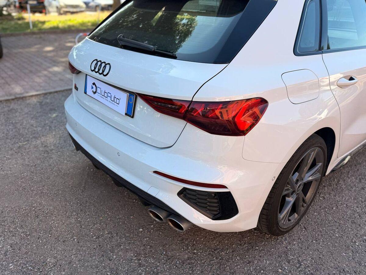 Audi S3 Sportback S3 2.0 tfsi Sport Attitude quattro s-tronic