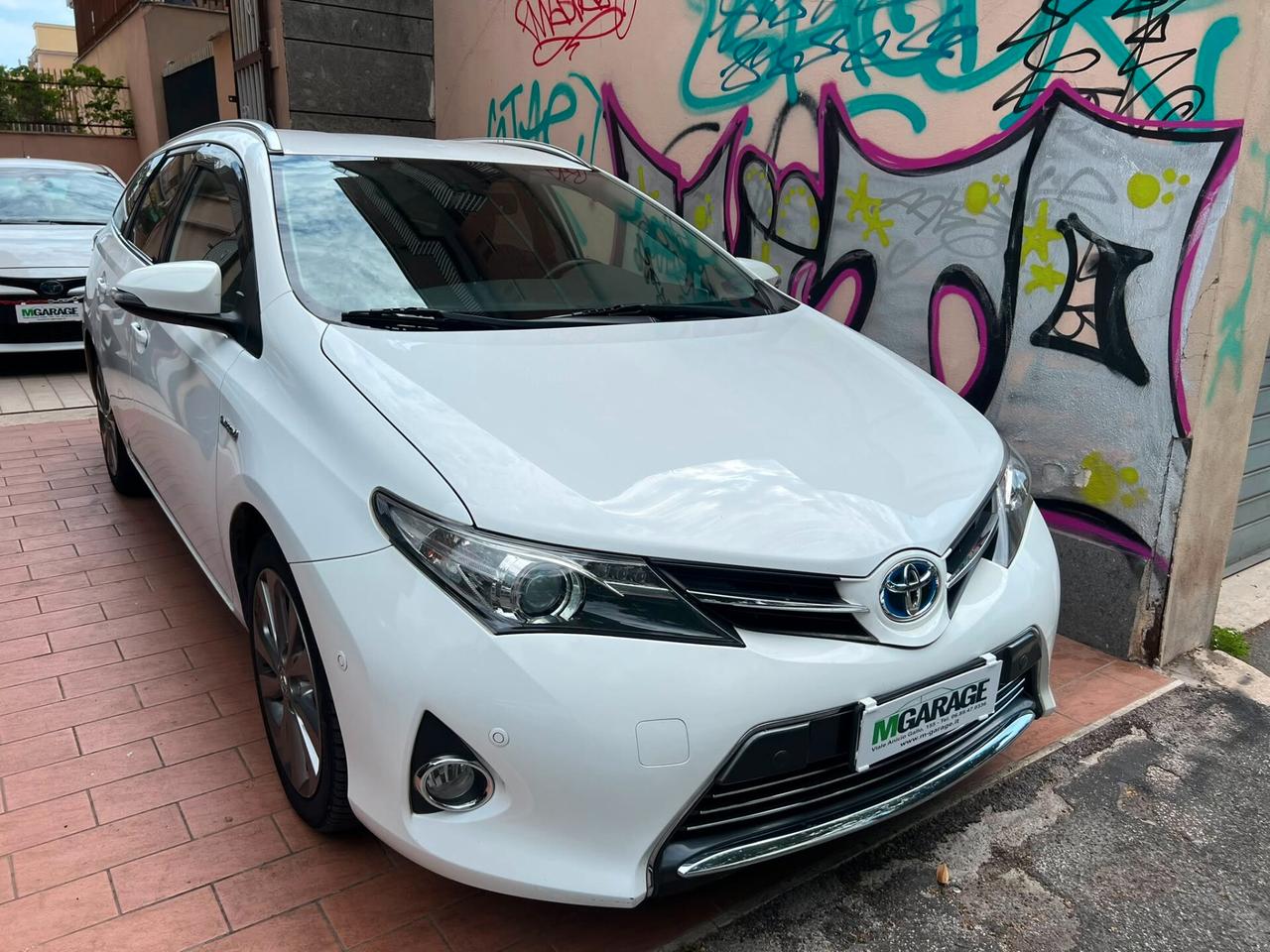 Toyota Auris TS 1.8 Hybrid Lounge - BATTERIE SOSTITUITE