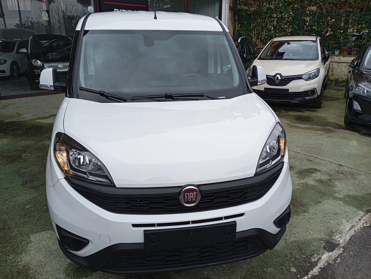 Fiat Doblo C. Maxi 1.6 Mjet 105CV Lounge 3 Posti