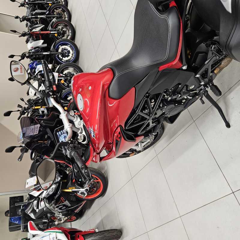 MV Agusta Turismo Veloce 800 R - 2024