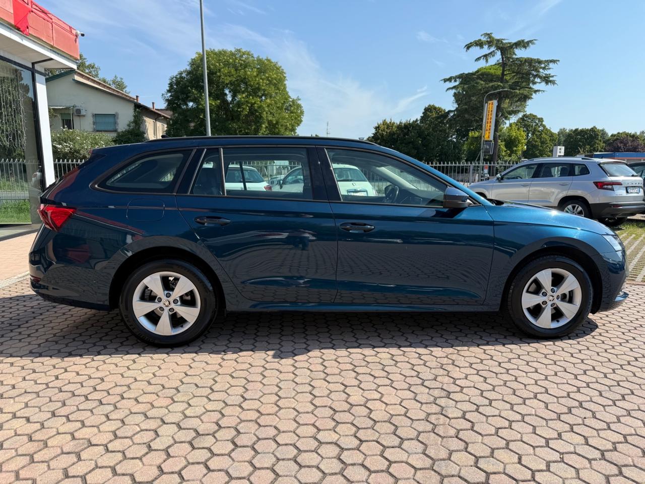 Skoda Octavia 2.0 TDI SCR 150 CV DSG Wagon Executive