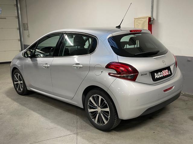 PEUGEOT 208 1° serie PureTech 82 5 porte Allure