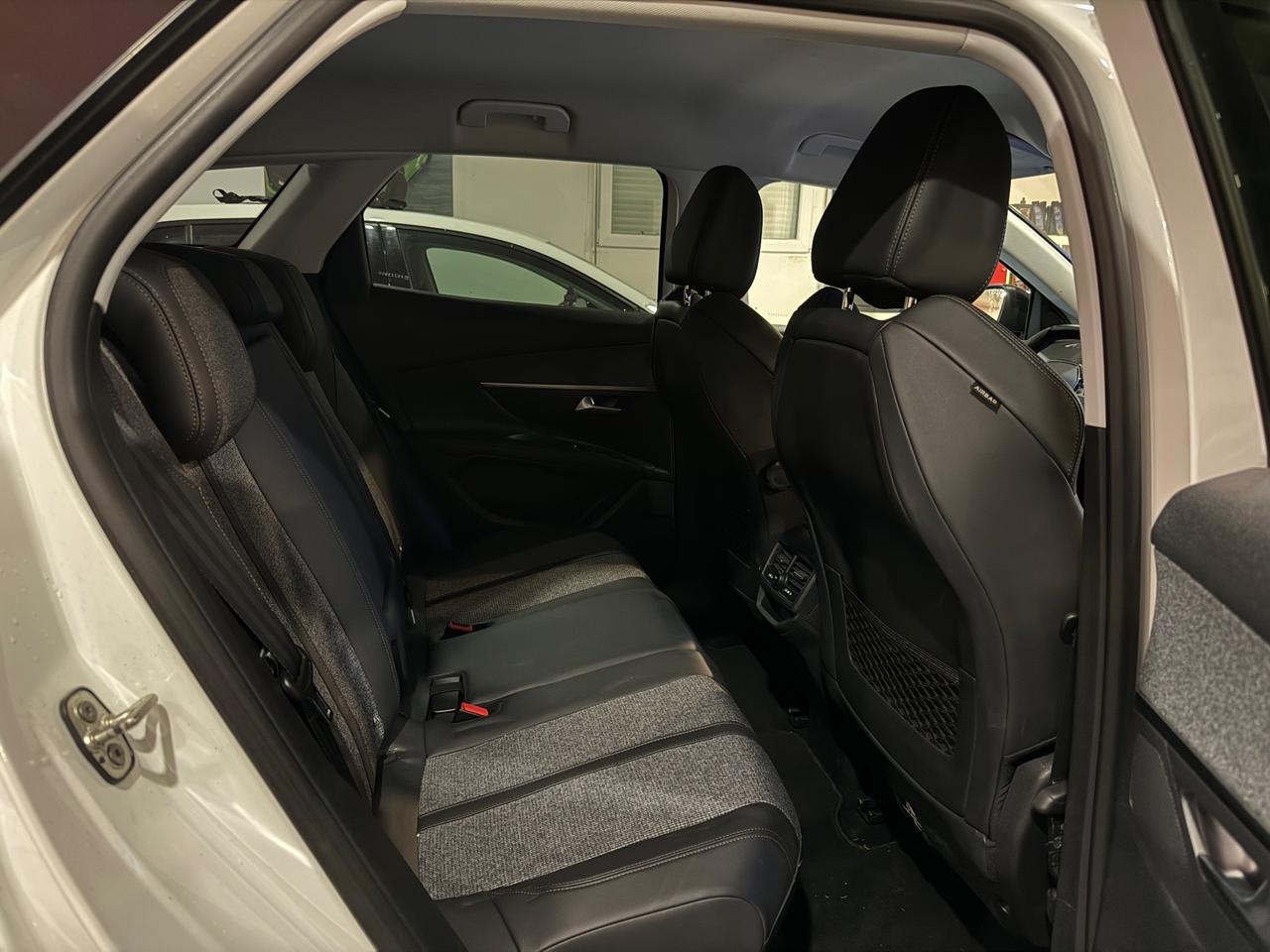 Peugeot 3008 ANNO 2020 1.5d