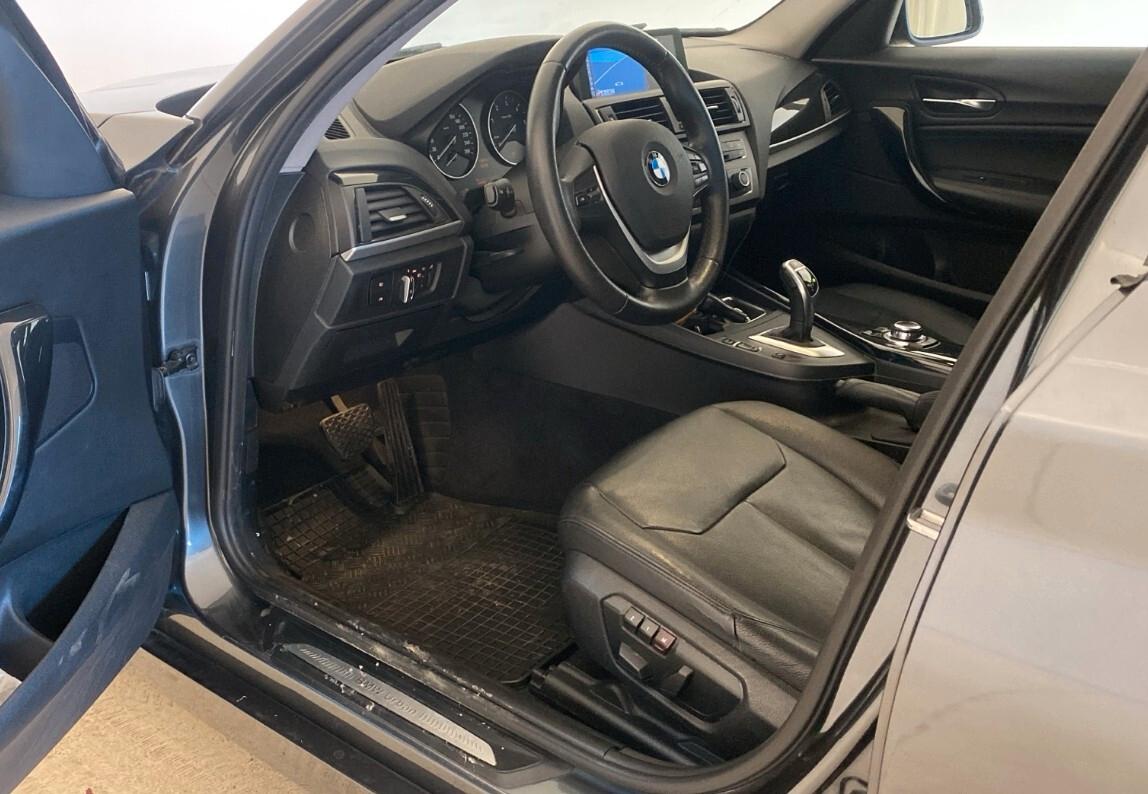 Bmw 120 120d 5p. Urban