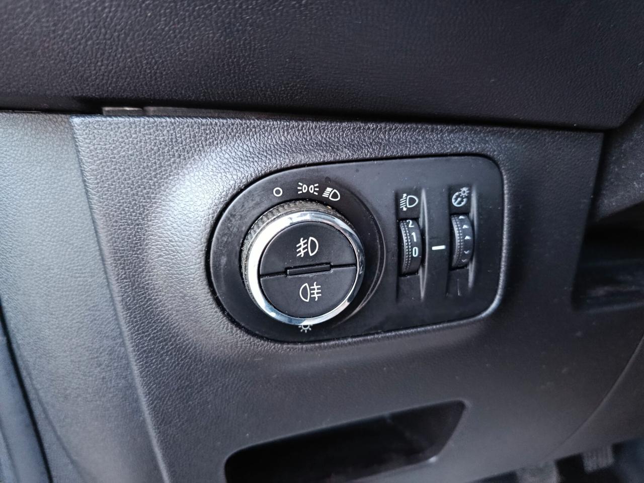 Opel Corsa 1.4 90CV GPL Tech 5 porte Advance