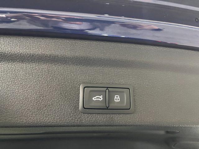 AUDI Q3 SPB 35TDI Stronic Identity Black S line "20 Sline