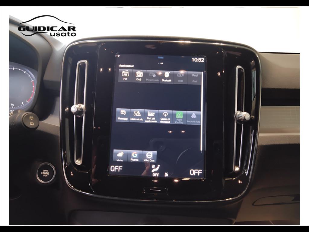 VOLVO XC40 - XC40 1.5 t3 Momentum 163cv auto my21