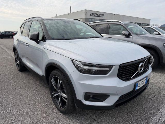 VOLVO XC40 T4 Recharge Plug-in Hybrid R-design