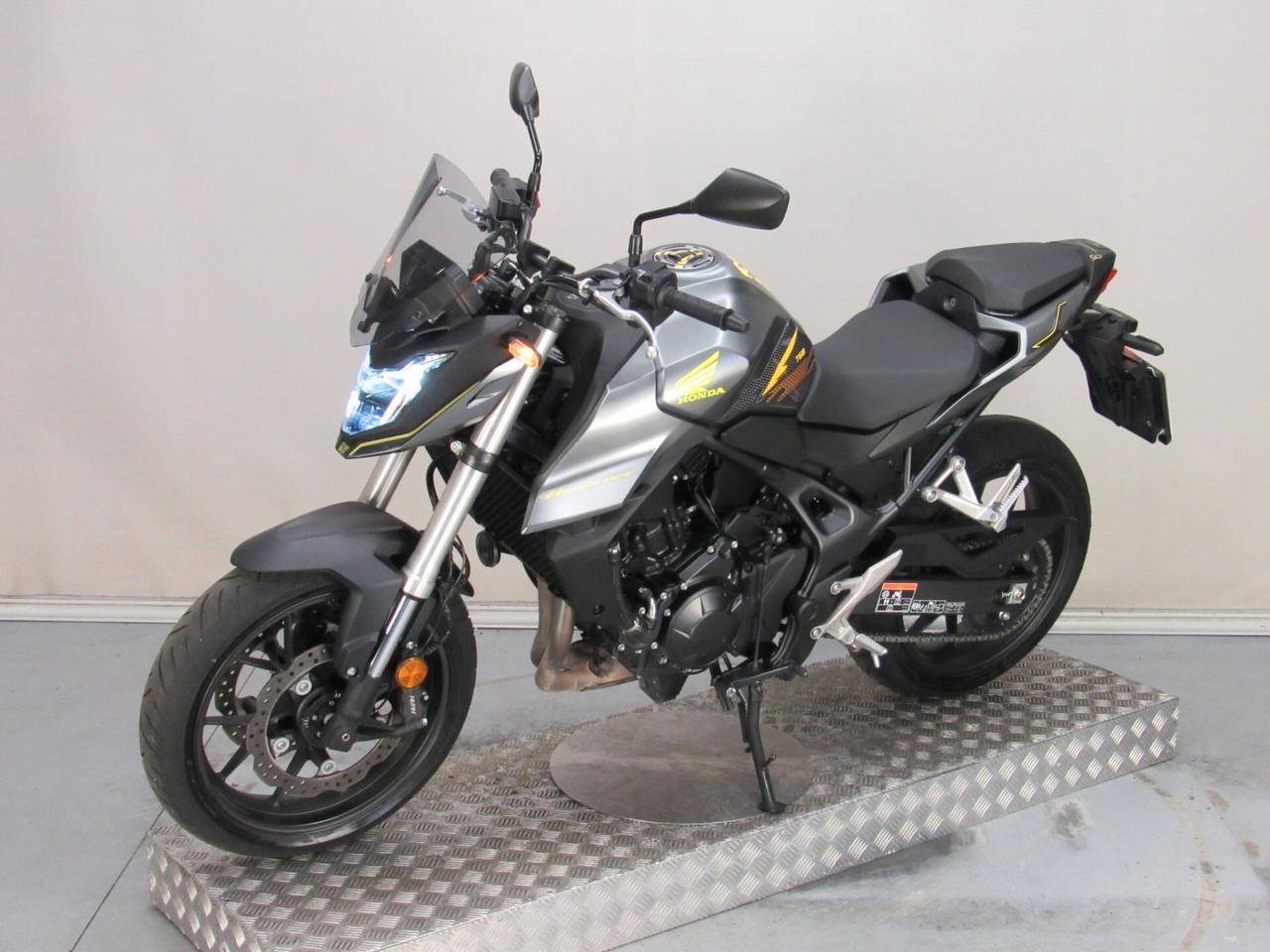 Honda CB 750 HORNET ABS