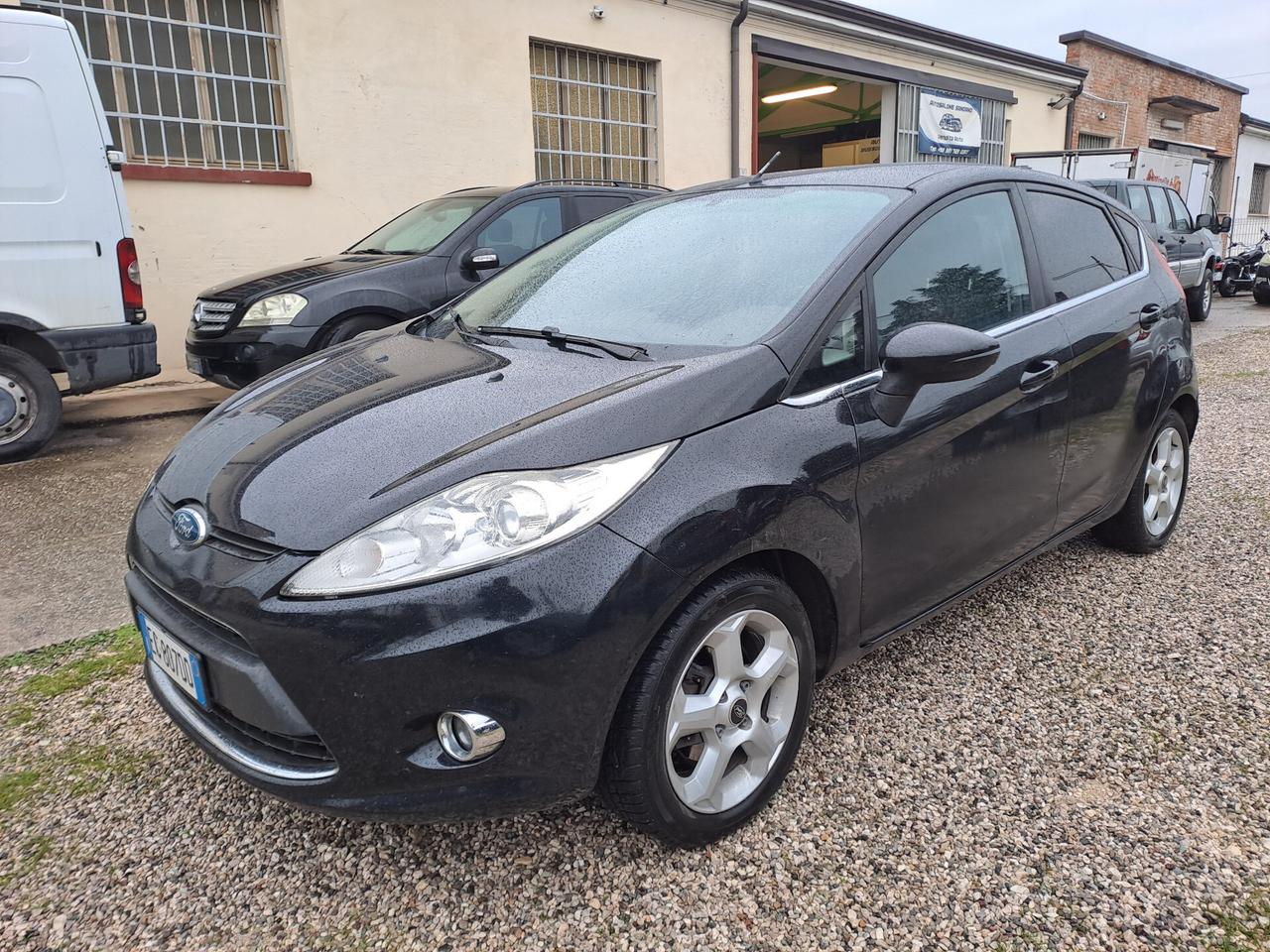 Ford Fiesta 1.4 TDCi 68CV 5 porte Titanium