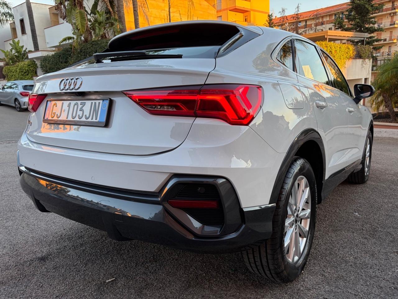 Audi Q3 SPB 35 TDI S tronic line edition unico proprietario!!!