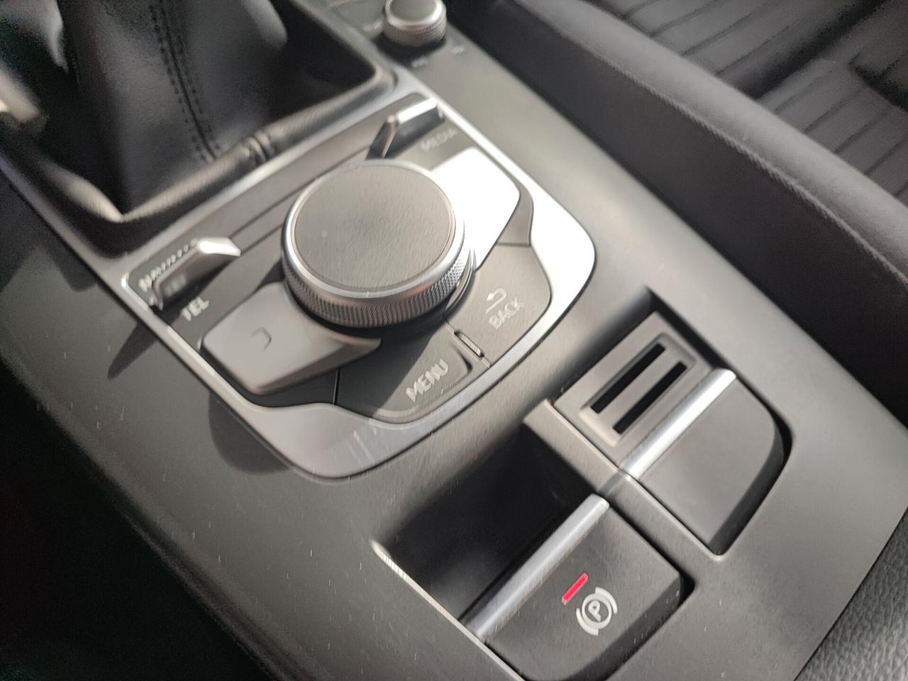 Audi A3 Sedan 1.6 TDI S tronic Sport