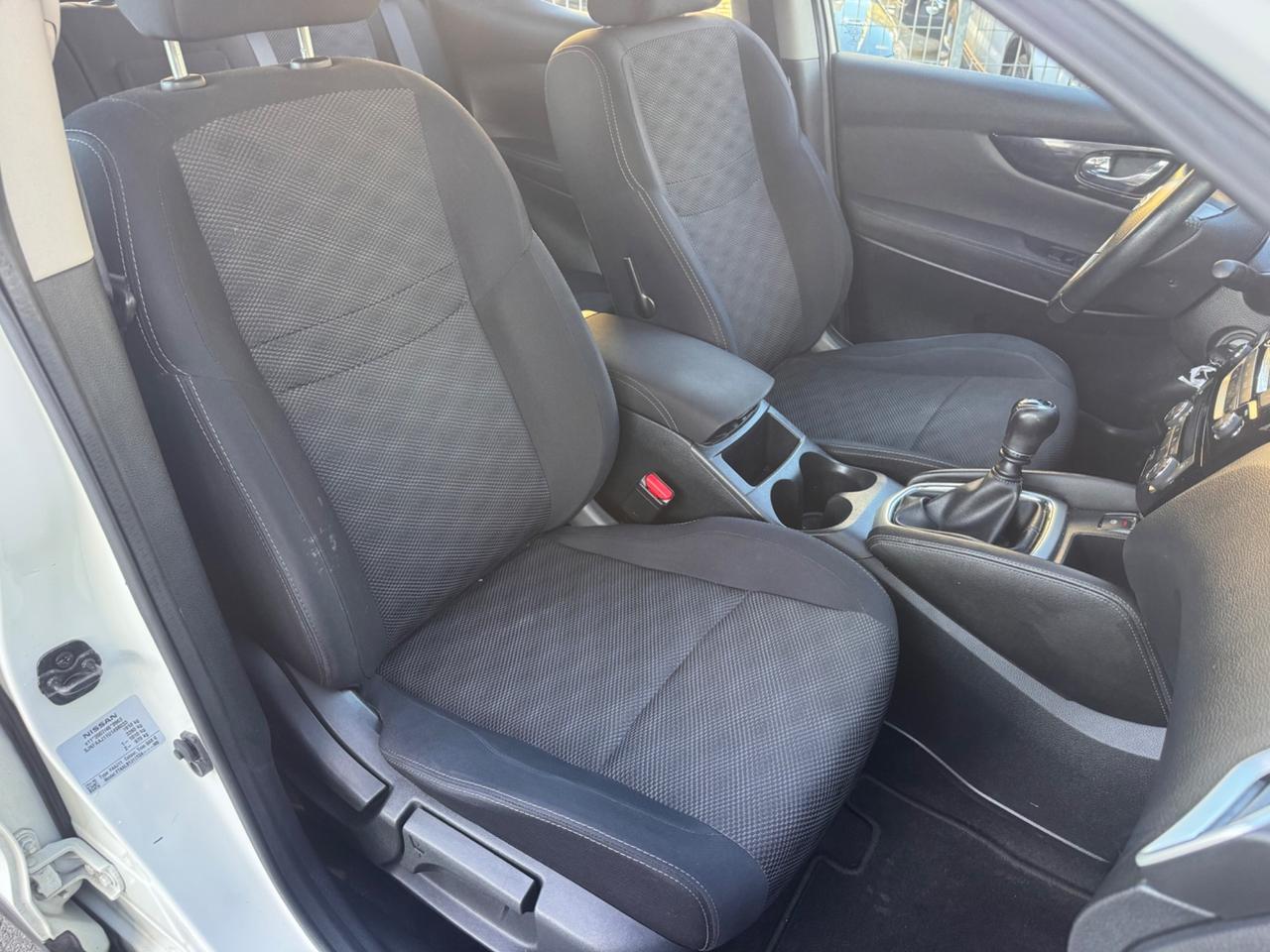 Nissan Qashqai 1.5 dCi N-vision neopaten garanzia 12 m