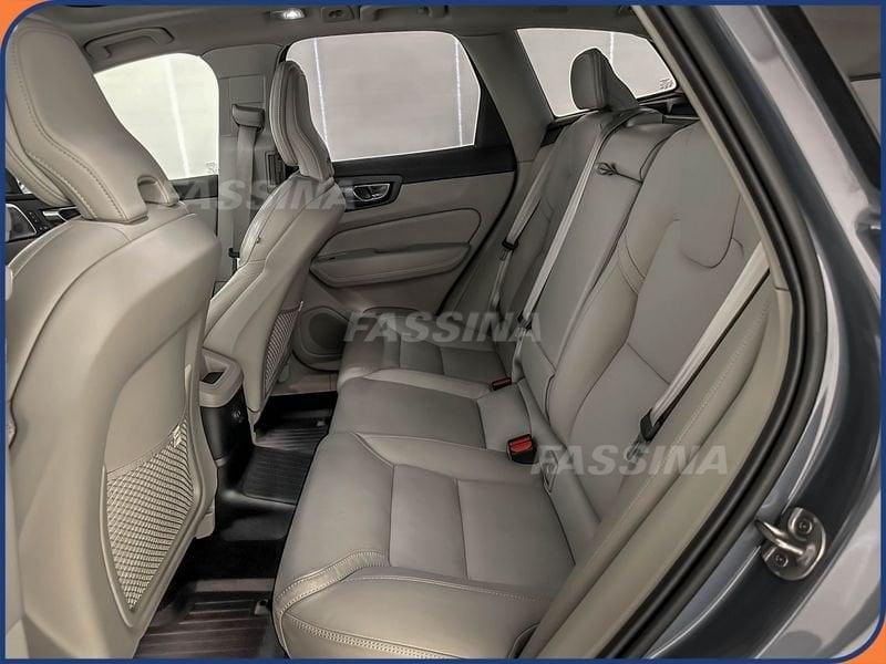 Volvo XC60 Recharge T8 Plug-in AWD autom. Recharge Inscription
